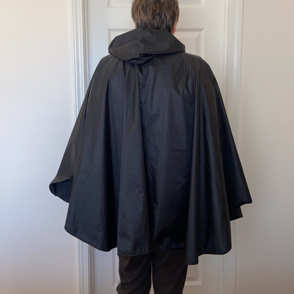 Poncho water resistant with tags brand new